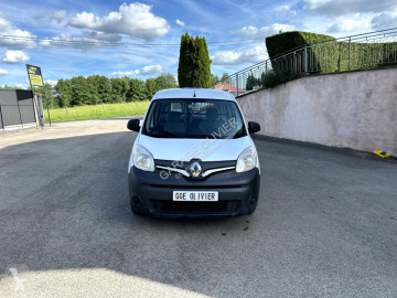 عربة نفعية مقفلة Renault