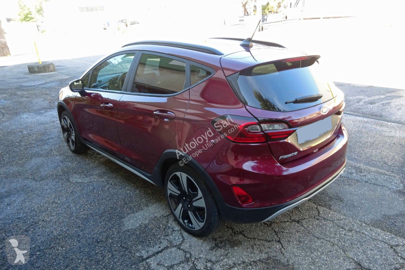 Véhicule utilitaire Ford FIESTA 1,0 I 95