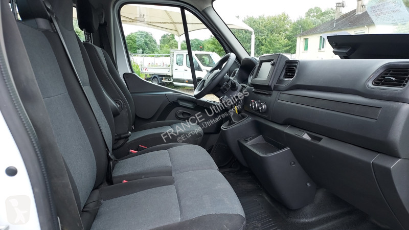 عربة نفعية Renault MASTER III FG 7 PLACES F3500...