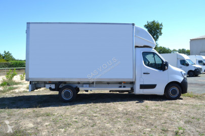 Лекотоварен фургон с голям обем Renault
