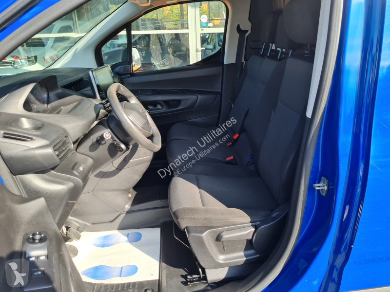 Véhicule utilitaire Peugeot PARTNER STANDARD...