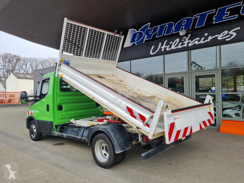 Véhicule utilitaire Iveco
