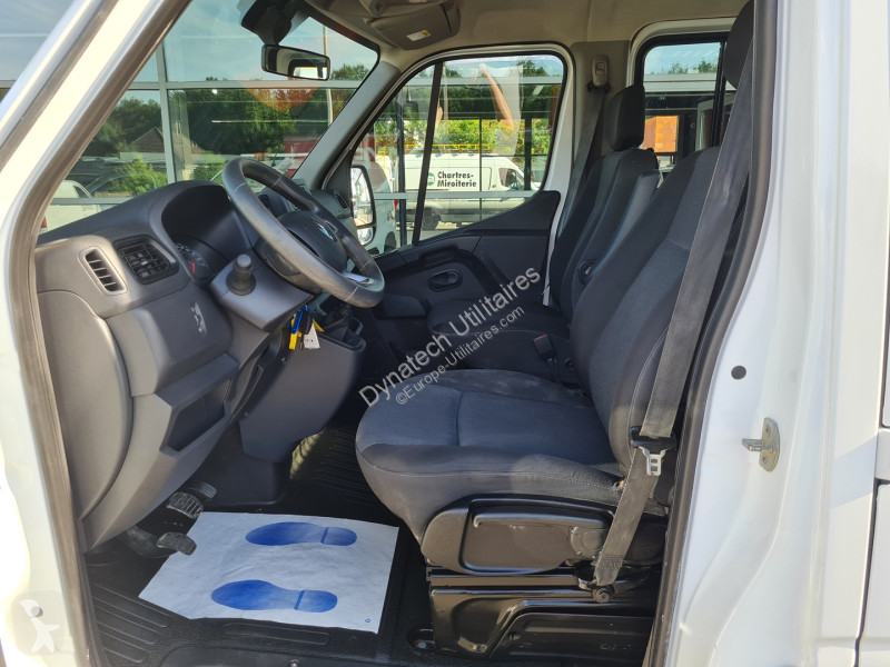 Véhicule utilitaire Renault 2.3 BLUE DCI 145CH...