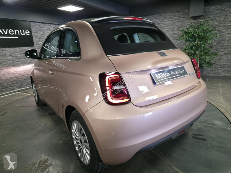 عربة نفعية Fiat 500 Fiat Cabriolet Electrique...