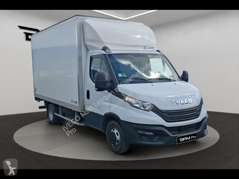 Véhicule utilitaire Iveco CCb 35C16H...