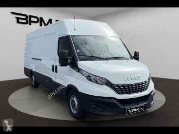 Caja cerrada Iveco
