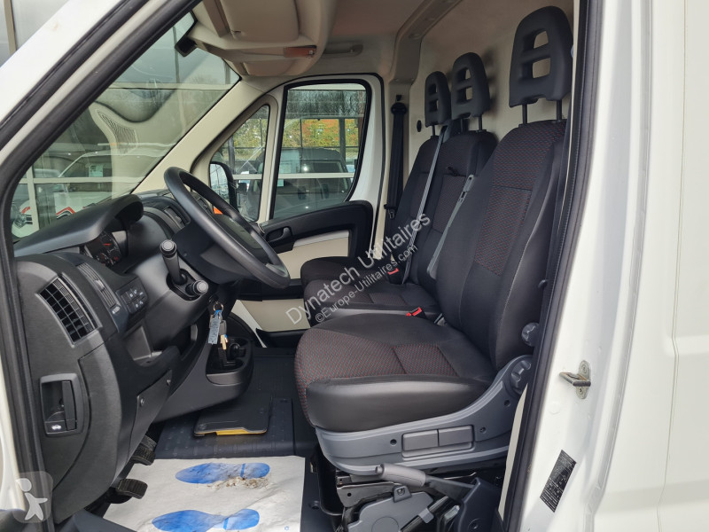 Furgoneta Peugeot BOXER FG 335 L2H2 2.0 BLUEHDI...