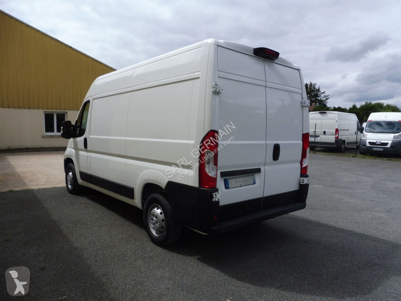 عربة نفعية Peugeot BOXER FG 330 L2H2 2.2...