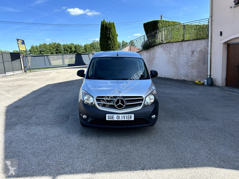 Véhicule utilitaire Mercedes Long 109 1.5 CDI...