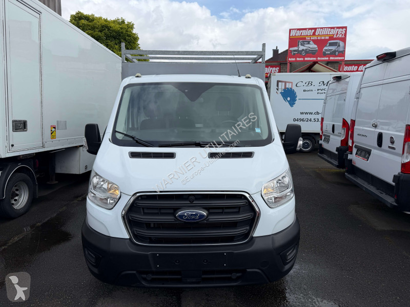 Véhicule utilitaire Ford