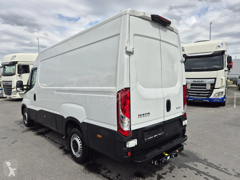 Iveco 35 S 14 Transporter