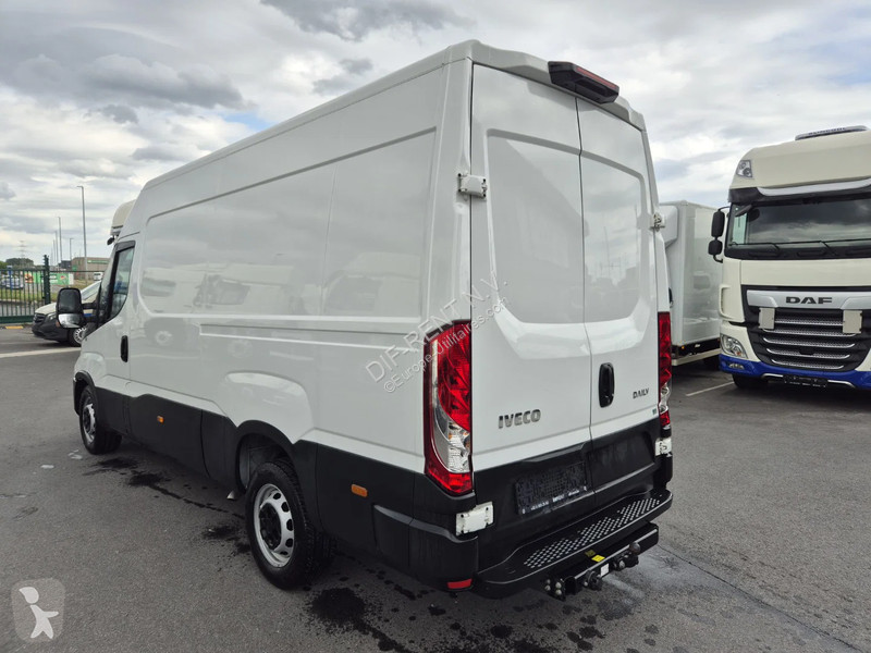Iveco 35 S 14 Transporter