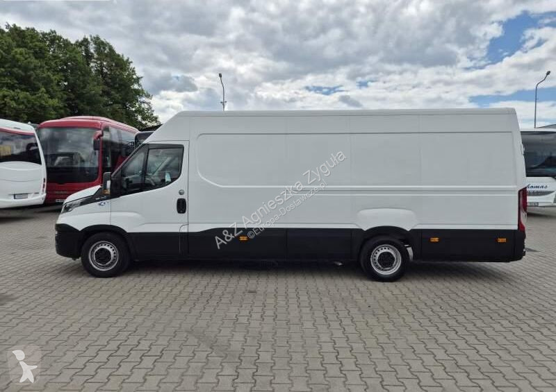 Furgoneta Iveco DAILY 35-140 / SPROWADZONY Z...