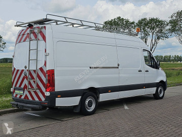 Caja cerrada Mercedes