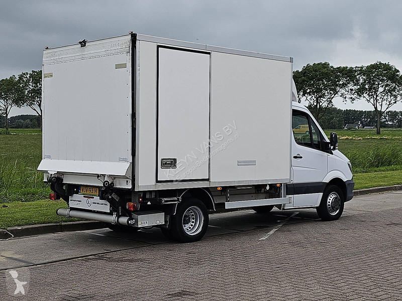 عربة نفعية Mercedes 519 V6 3.0ltr FRIGO EUR6