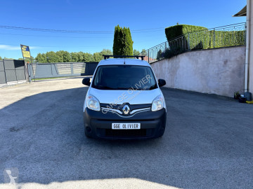 عربة نفعية مقفلة Renault