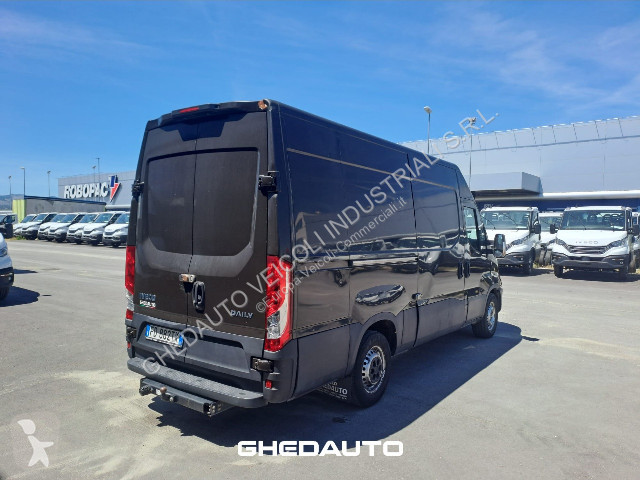 Veicolo commerciale Iveco Daily 35S13 - 35S13V