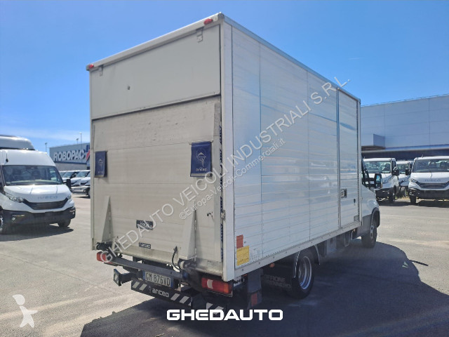 Veicolo commerciale Iveco Daily 35C14H BOX +...