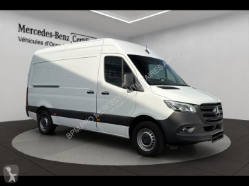 Fourgon Mercedes