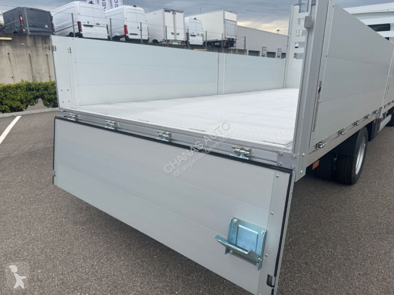 Véhicule utilitaire Iveco 35C18 A8 180CV 3L 5M