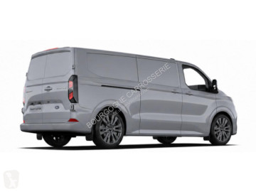 عربة نفعية مقفلة Ford