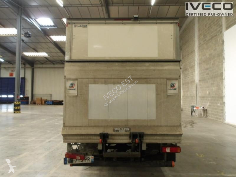 Véhicule utilitaire Iveco CCb 35C16H 3.0L...