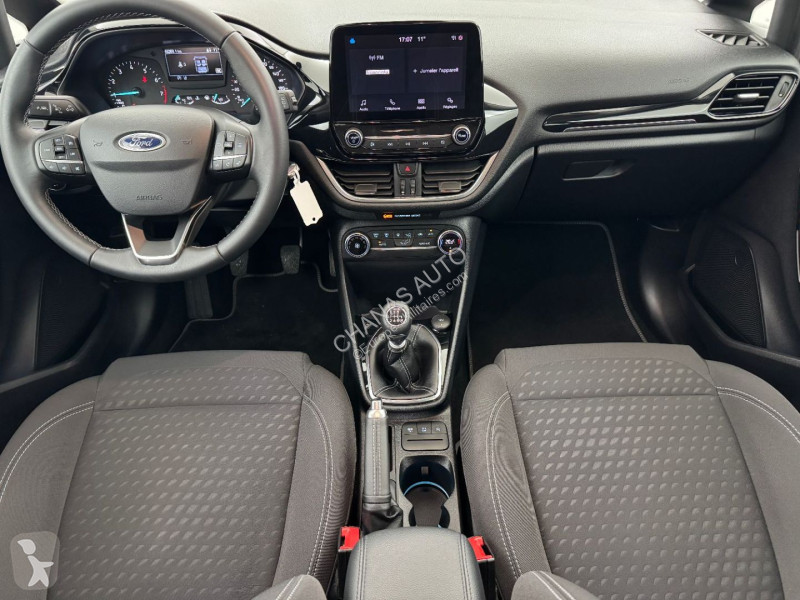 Samochód dostawczy Ford 1.0 EcoBoost 95 Titanium