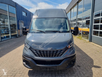 Furgon dostawczy Iveco