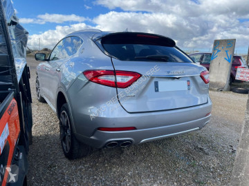 سيارة عربة رباعية الدفع / عربة نفعية رياضية Maserati