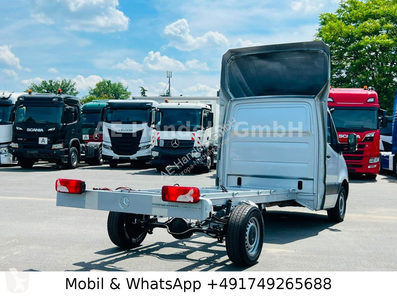 Véhicule utilitaire Mercedes 317 CDI extra lang...