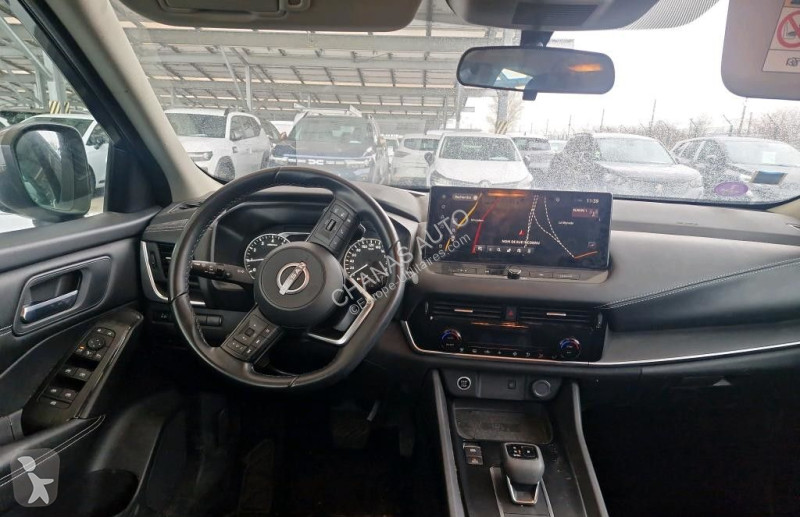 عربة نفعية Nissan 1.3 Mild Hybrid 158 Business...