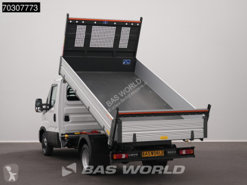 Con volquete Iveco nueva