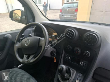Fourgon Mercedes