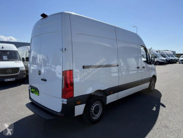 Véhicule utilitaire Mercedes