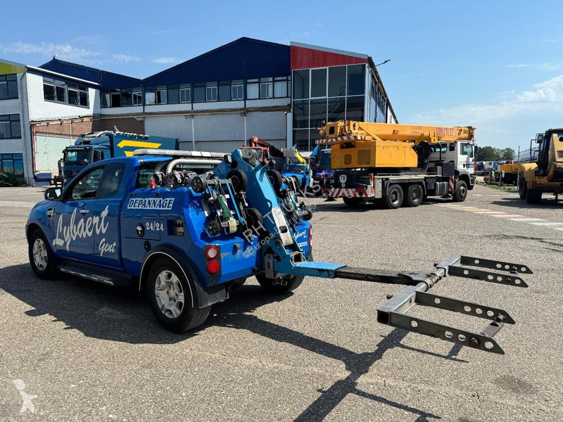 Ford 4X4 TOW TRUCK + WINCH + REMOTE - EURO 6!...