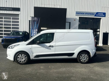 عربة نفعية مقفلة Ford