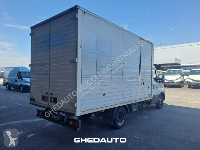 Furgoneta Iveco 35C14H BOX