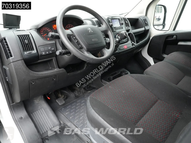 Furgoneta Peugeot Bakwagen Achterdeuren 140PK...