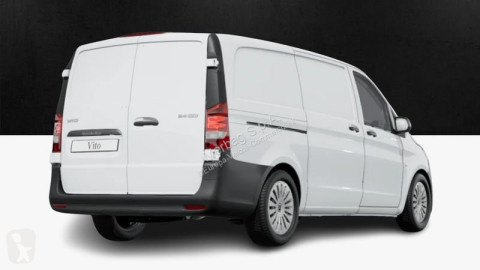 Furgon dostawczy Mercedes nowy