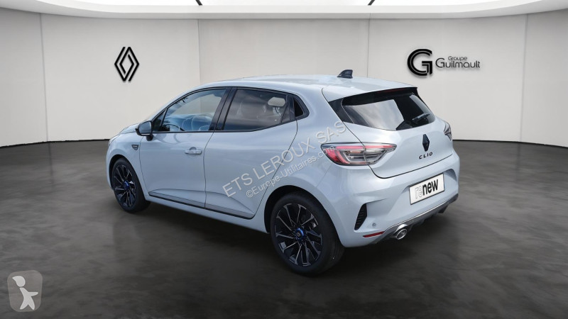Véhicule utilitaire Renault CLIO V