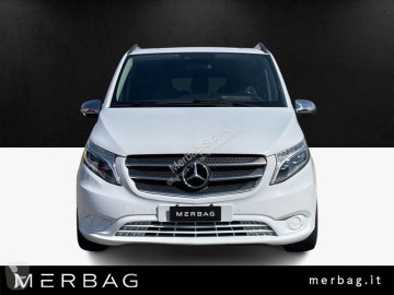 Vehículo comercial Mercedes