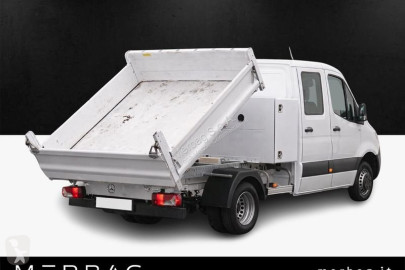 Utilitaire plateau Mercedes