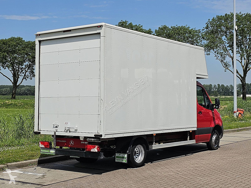 Véhicule utilitaire Mercedes 515 Bakwagen LWB...
