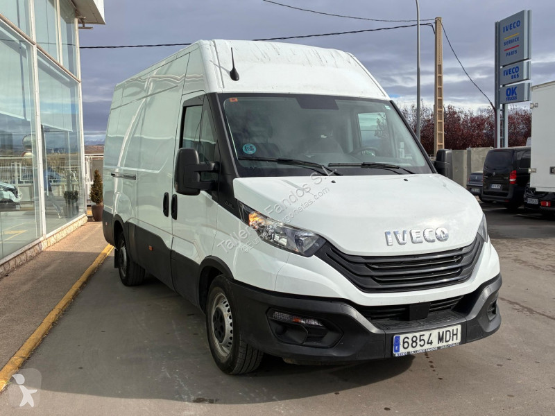 Furgoneta Iveco  35S16 V 12m3