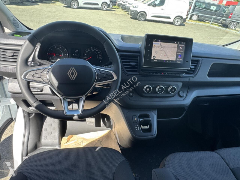 Véhicule utilitaire Renault 2.0