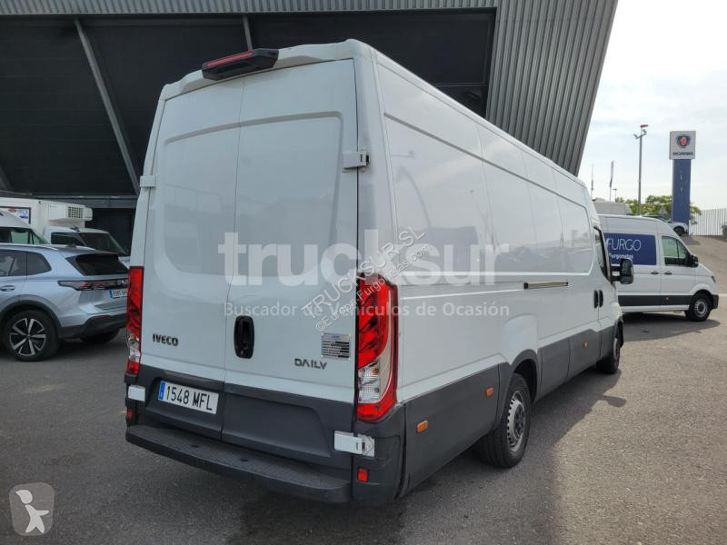 Furgoneta Iveco  DAILY 35S14 16M3