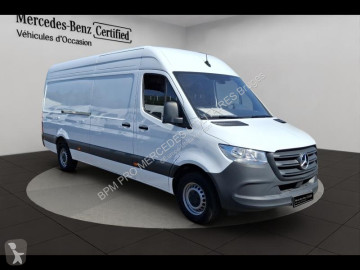 Fourgon utilitaire Mercedes