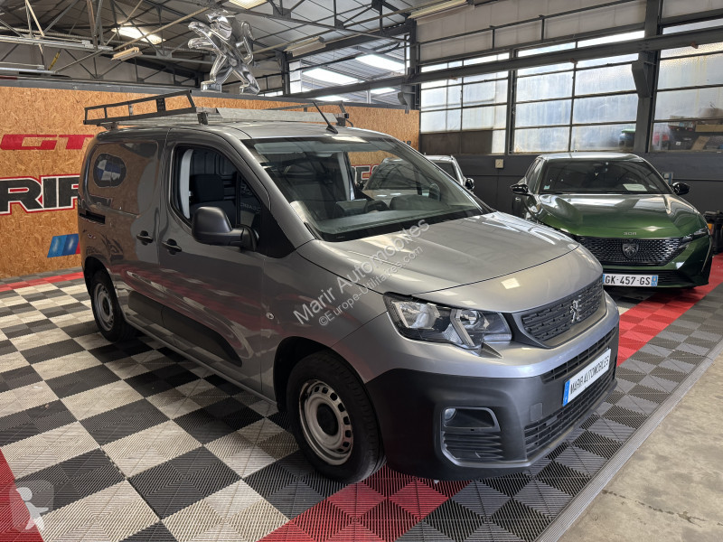 Véhicule utilitaire Peugeot PARTNER
