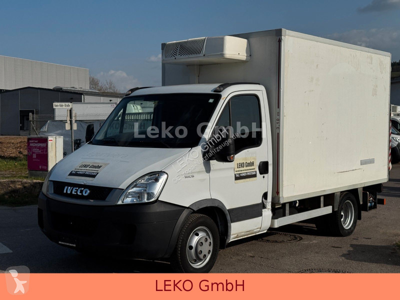 Samochód dostawczy Iveco 35C13 Mit Relec Froid...