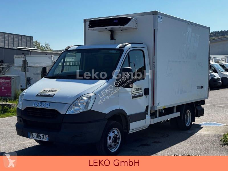 عربة نفعية Iveco 35C13 Mit Carrier Xr 350